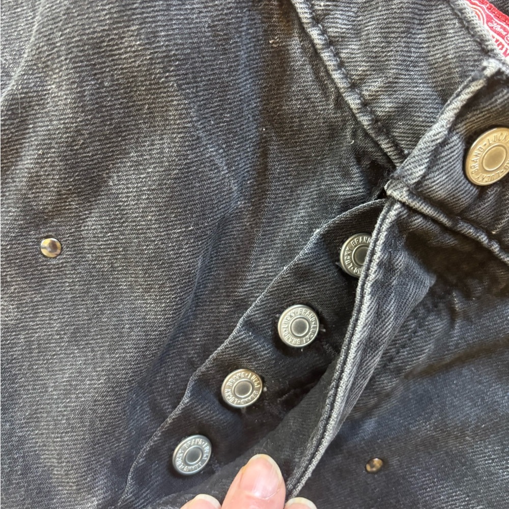 Lucky Brand 90s Loose Fit High Rise Straight Black Studded Jeans Size 8 or 29 - Picture 2 of 12